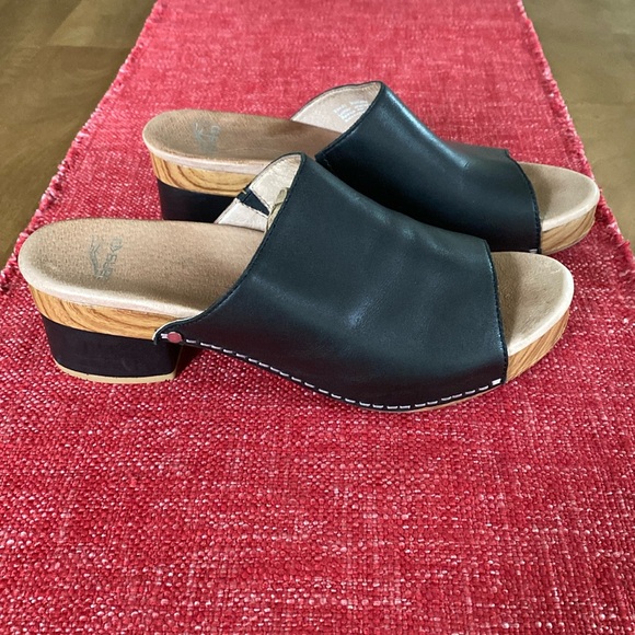 Dansko Maci stacked heel slides - Picture 1 of 7